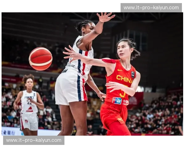 伦敦的红蓝对决：2012奥运中国女篮的荣耀与遗憾